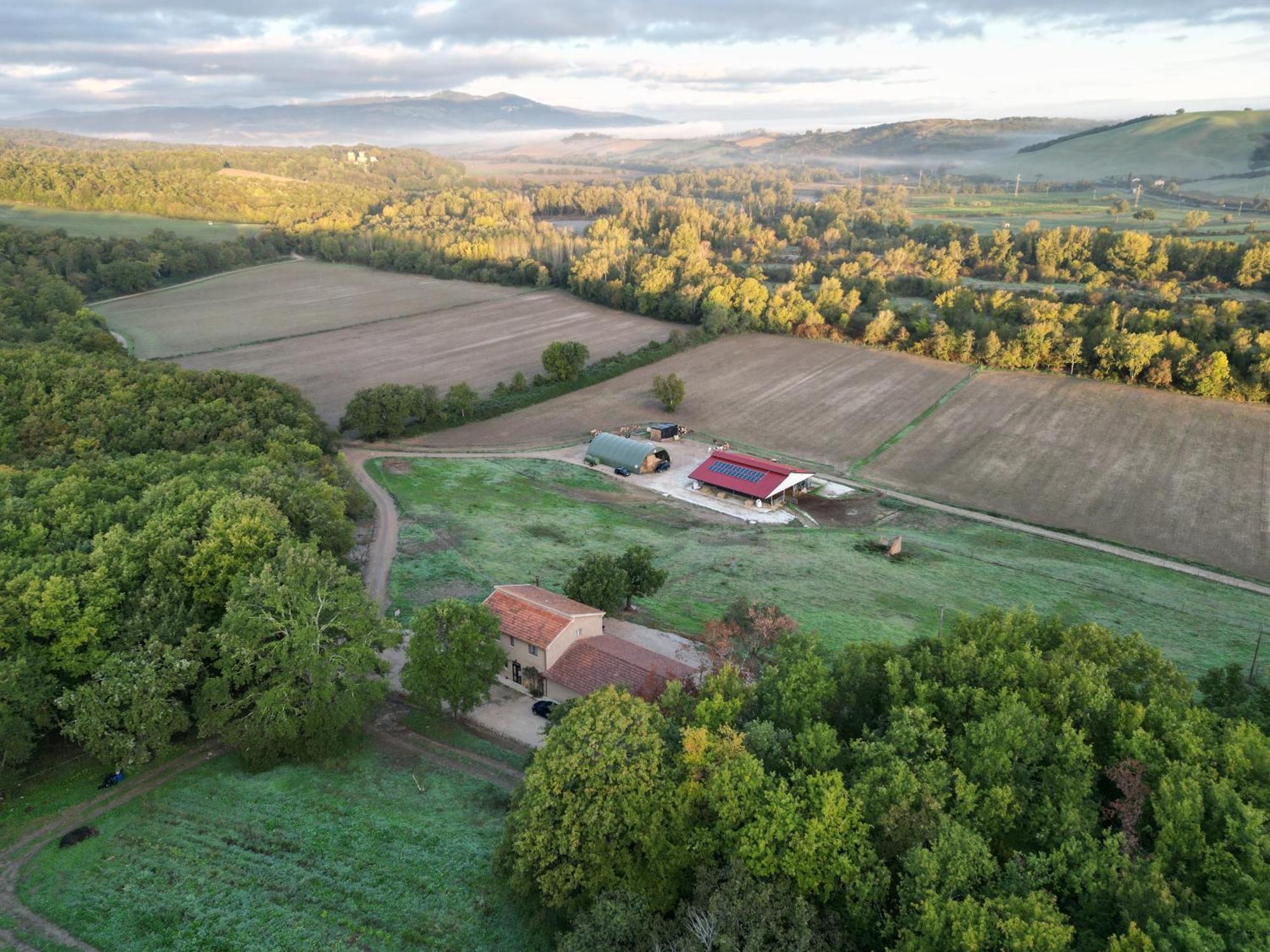Bioagriturismo Il Cerreto Pomarance Luaran gambar